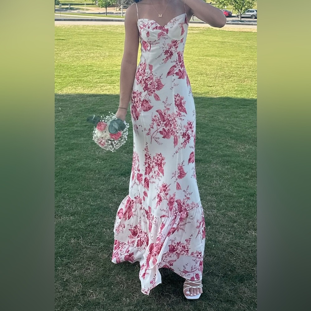 Floral Maxi Dress with Ruffle Hem - Picture 3 of 3